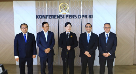 DPR RI Tetapkan Lima Calon Anggota Dewan Komisioner OJK